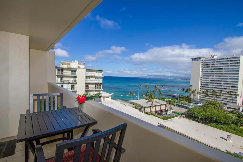 Diamond Head Beach Hotel Honolulu Esterno foto