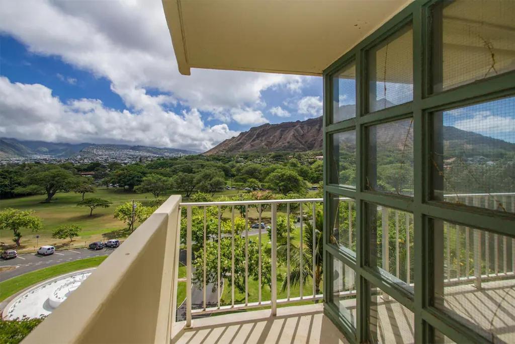 Diamond Head Beach Hotel Honolulu Esterno foto